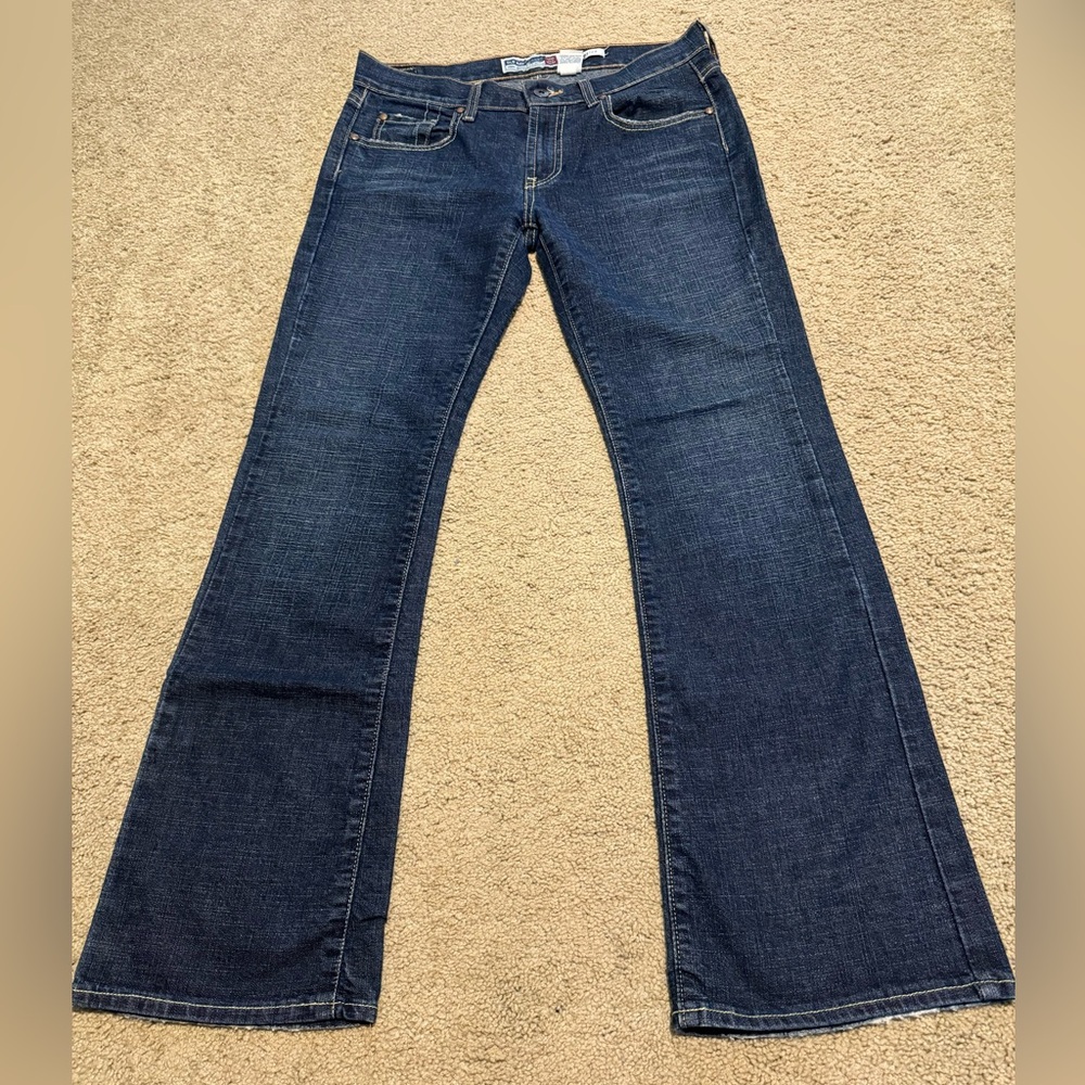 Women’s Old Navy Ultra low waist jeans size 6 short